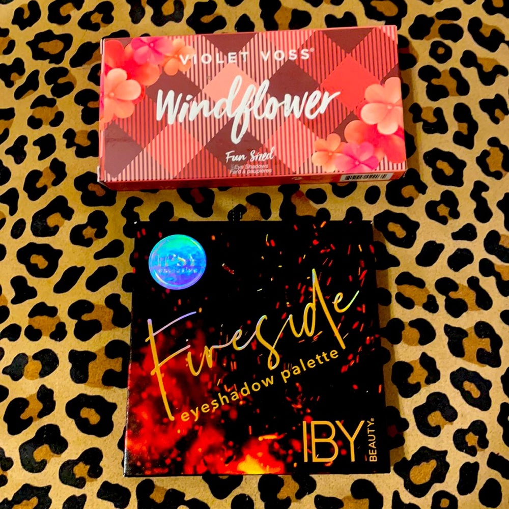 Fireside eye shadow pallet and violet Voss pallet